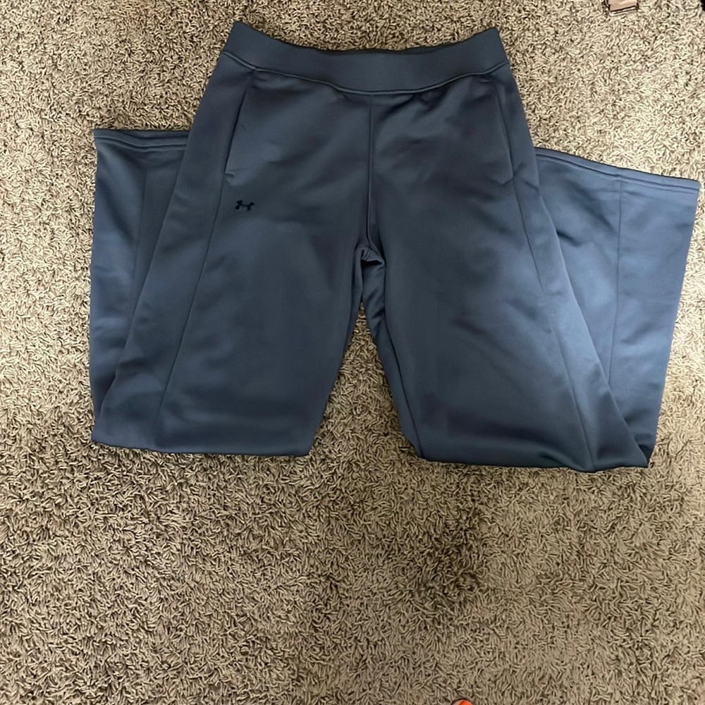 Wide leg UA pants